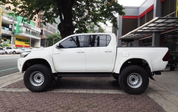 Used Toyota Hilux 2.8G 2016 4x4 Arctic for sale in Pasig-1
