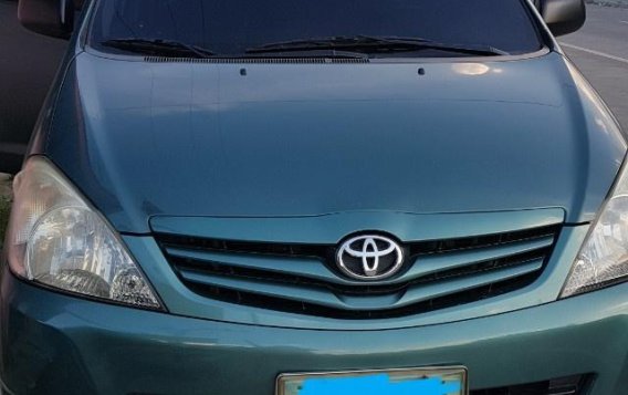 Toyota Innova E 2011 Manual for sale in Caba