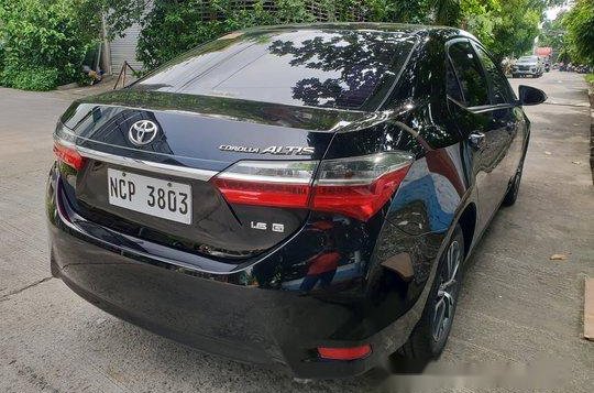 Black Toyota Corolla Altis 2018 Automatic Gasoline for sale -4