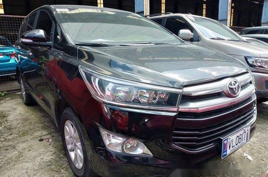 Black Toyota Innova 2017 at 20000 km for sale-1