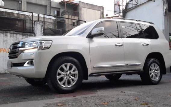 2017 Toyota Land Cruiser for sale in Quezon City-2
