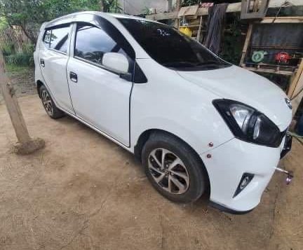 Used Toyota Wigo 2015 for sale in Lantapan-5