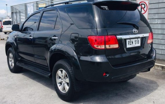 2006 Toyota Fortuner 4x2 G Turbodiesel Automatic for sale in Caloocan-2