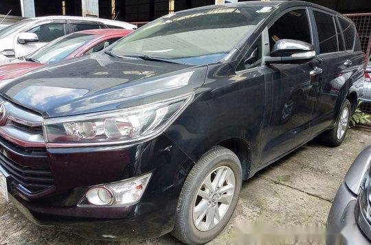 Black Toyota Innova 2017 at 20000 km for sale-3