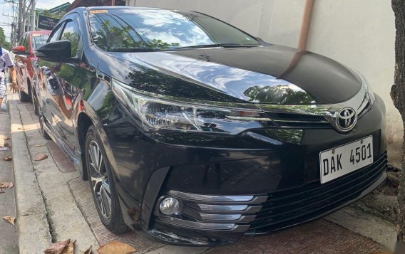 Second-hand Black Toyota Altis 2018 in Quezon City-1