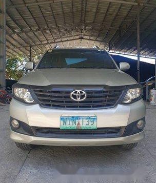 Selling Beige Toyota Fortuner 2014 Automatic Gasoline at 60000 km 