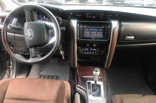 Selling Toyota Fortuner 2018 at 28000 km-4