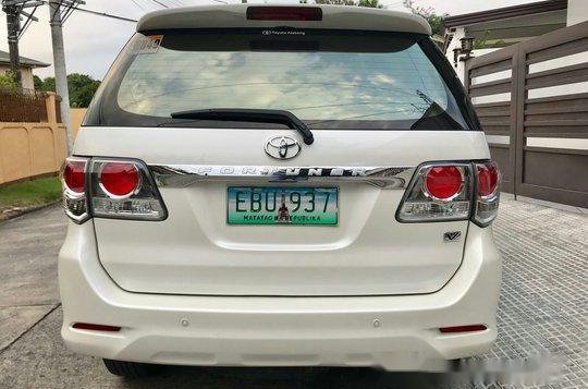 White Toyota Fortuner 2014 at 45000 km for sale-4