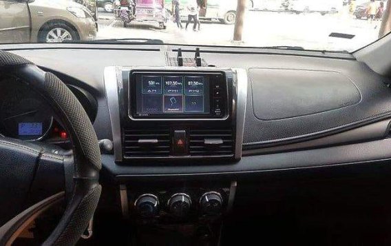 Selling Silver / Grey Toyota Vios 2016 in Manila-9