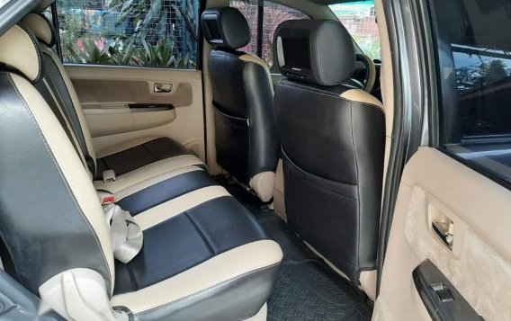 Toyota Fortuner 2006 for sale in Las Piñas-7