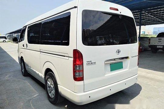 Sell White 2013 Toyota Hiace Automatic Diesel at 66000 km -3