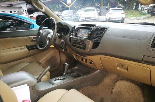 Selling Beige Toyota Fortuner 2013 at 73000 km -3