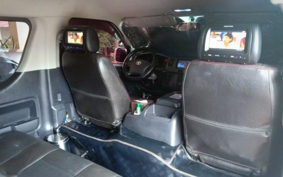 2011 Toyota Hiace for sale in Cebu -4