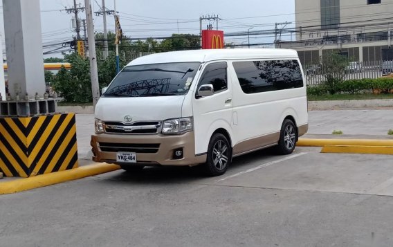 2011 Toyota Hiace for sale in Cebu -6