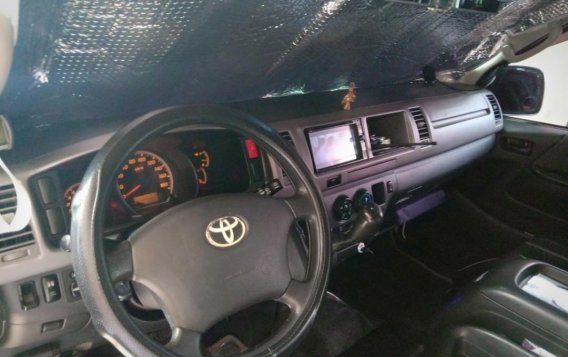 2011 Toyota Hiace for sale in Cebu -2