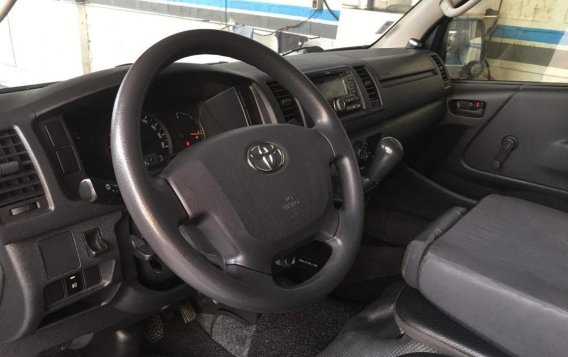 Toyota Hiace 2015 for sale in Quezon City -2