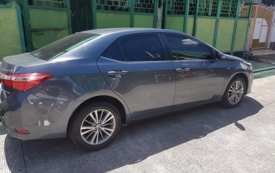 2015 Toyota Corolla Altis for sale in Quezon City-4
