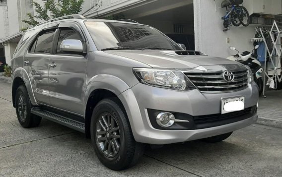 2015 Toyota Fortuner for sale in Quezon City-2