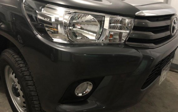 Toyota Hilux 2018 for sale in Manila-5