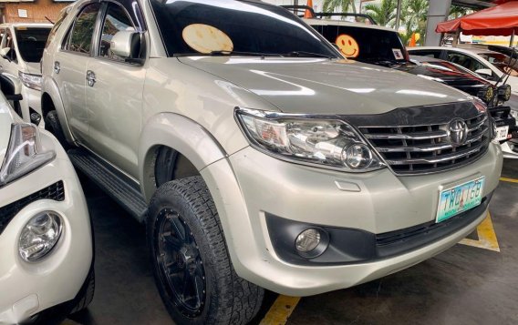 Toyota Fortuner 2012 for sale in Pasig-6