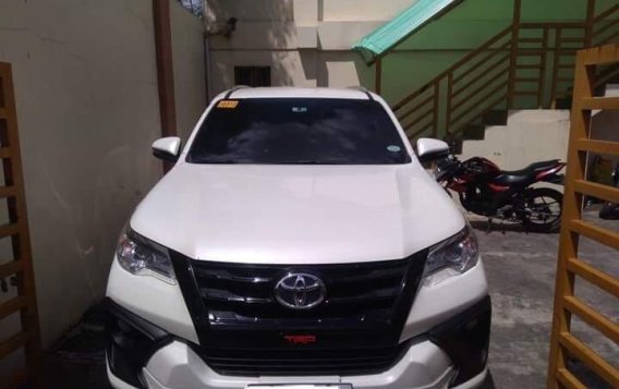 Toyota Fortuner 2018 for sale in Tarlac City-3