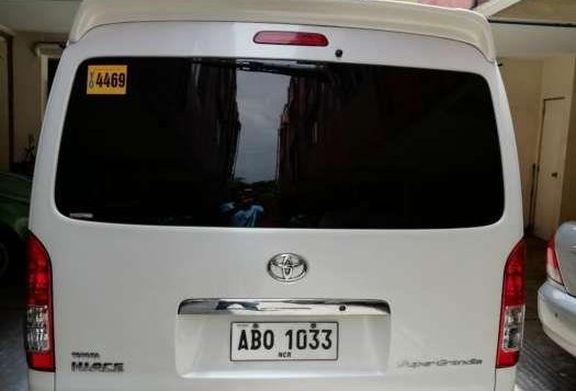 2015 Toyota Grandia for sale in Quezon City -2