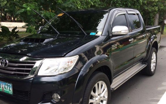 2013 Toyota Hilux for sale in Quezon City