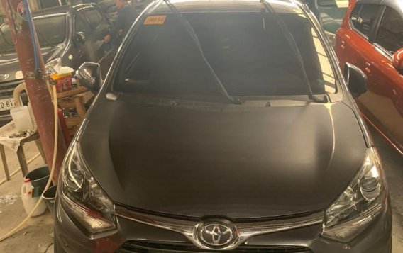 Selling Grey Toyota Wigo 2018 in Quezon City