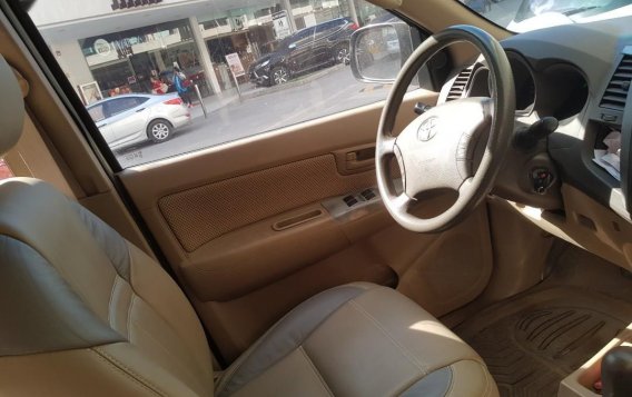 Toyota Hilux 2011 for sale in Cebu City -3