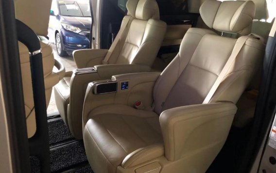 2019 Toyota Alphard for sale in Makati -4