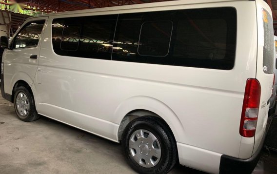 Sell White 2016 Toyota Hiace in Quezon City -3