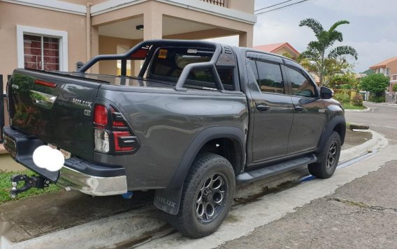 Toyota Hilux 2016 for sale in Quezon City -6