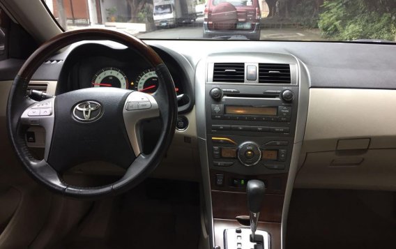 Toyota Corolla Altis 1.6V 2011 for sale in Quezon City-8