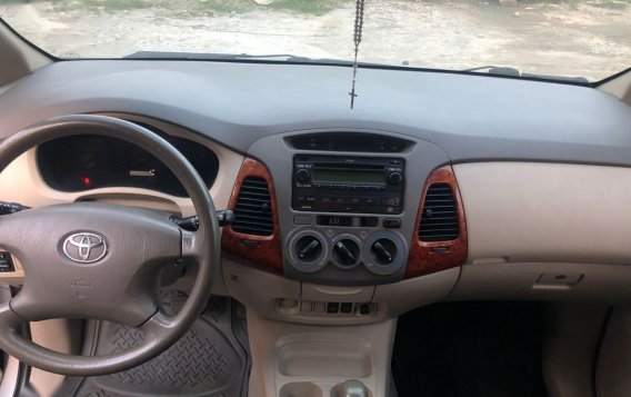 2006 Toyota Innova for sale in Quezon City-2