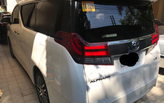 Toyota Alphard 2016 for sale in Quezon City-4