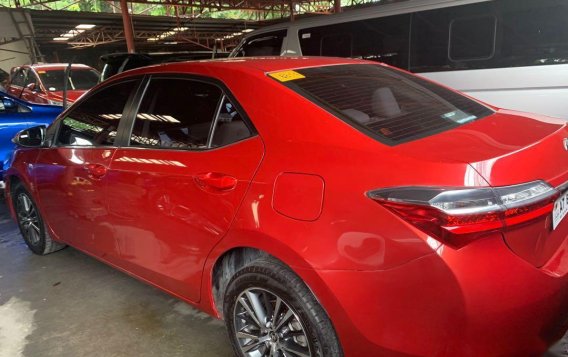 Selling Red Toyota Corolla Altis 2018 in Quezon City -2