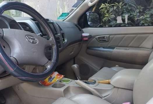 Toyota Fortuner 2009 at 60000 km for sale -5