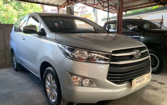 Selling Silver Toyota Innova 2019 in Quezon City-1