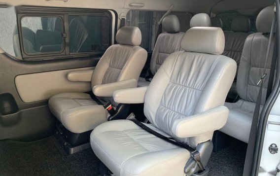 Toyota Hiace 2018 for sale in Quezon City-8