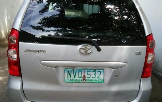 Second-hand Toyota Avanza 2010 for sale in Cebu City-9