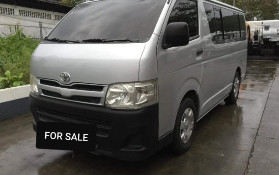 Toyota Hiace Commuter 2013 for sale in Cebu City-1