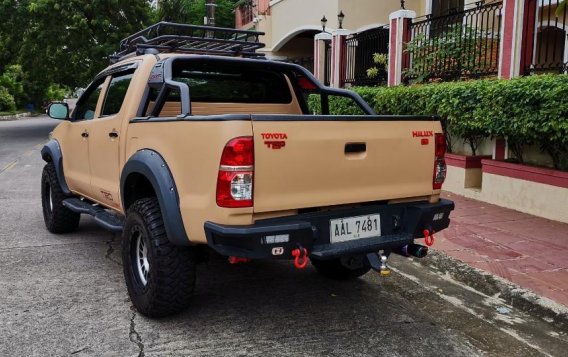 2014 Toyota Hilux for sale in Las Piñas-3