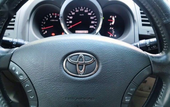 Second-hand Toyota Fortuner 2010 for sale in Angeles-3