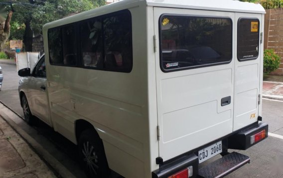 Used Toyota Hilux 2016 for sale in Quezon City-9