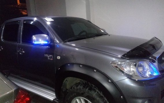 2011 Toyota Hilux for sale in Quezon City-7