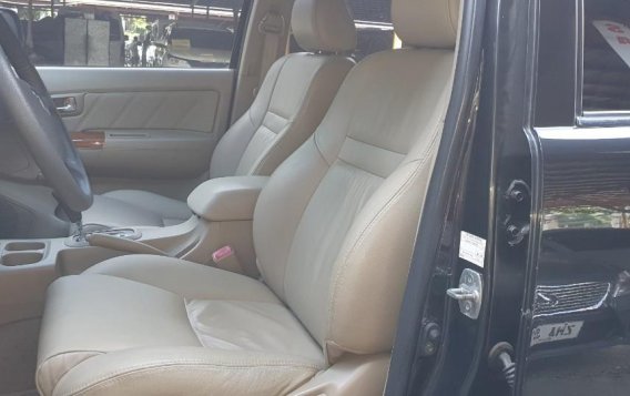 Used Toyota Fortuner 2010 for sale in Pasig-6