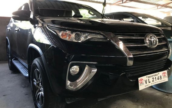 Black Toyota Fortuner 2017 for sale in Quezon City -1