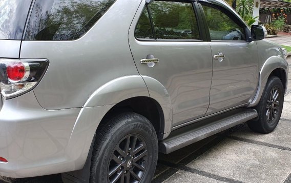  2nd-hand Toyota Fortuner 2015 for sale in Quezon City-3