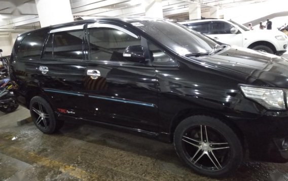 2013 Toyota Innova for sale in Makati-3