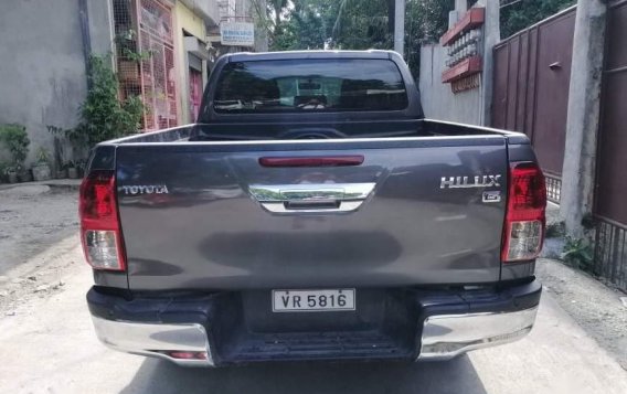 Used Toyota Hilux 2017 for sale in Manila-3